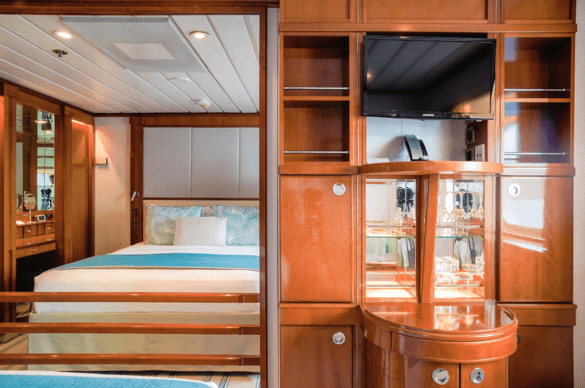 Paul Gauguin Cruises, Window Stateroom 4.png